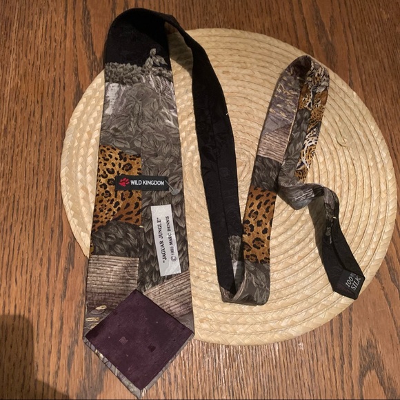 Wild Kingdom Tiger Print  1995 Marc Dennis Silk Neck Tie - Picture 4 of 11